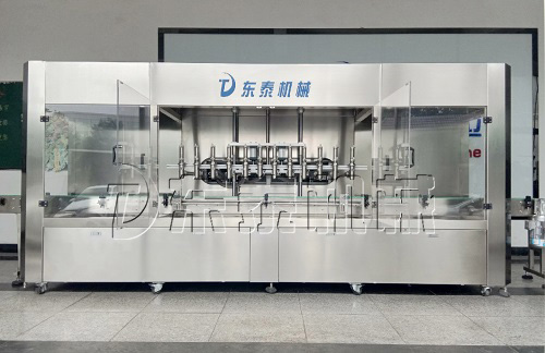 直線式食用油灌裝機(jī)灌裝精度怎么調(diào)？學(xué)會(huì)了真的很重要